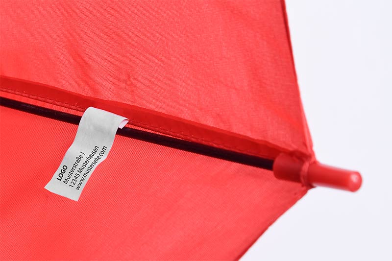 Eigenes Label bei Regenschirmen